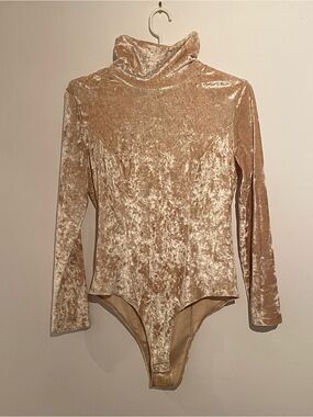 Zara Long-Sleeve Bodysuit - NEW